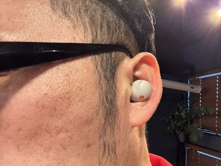 ́uWF-1000XM4v啝ɏ^ʂĂ