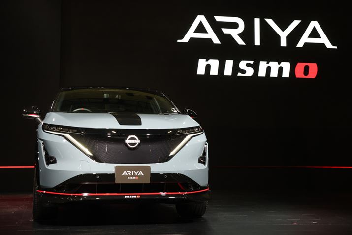 uAANISMOv̈Ԃ̃|Cg𒷒J삳ɕĂ݂ƁAu͂AR[i[OƂłˁvƋĂꂽ