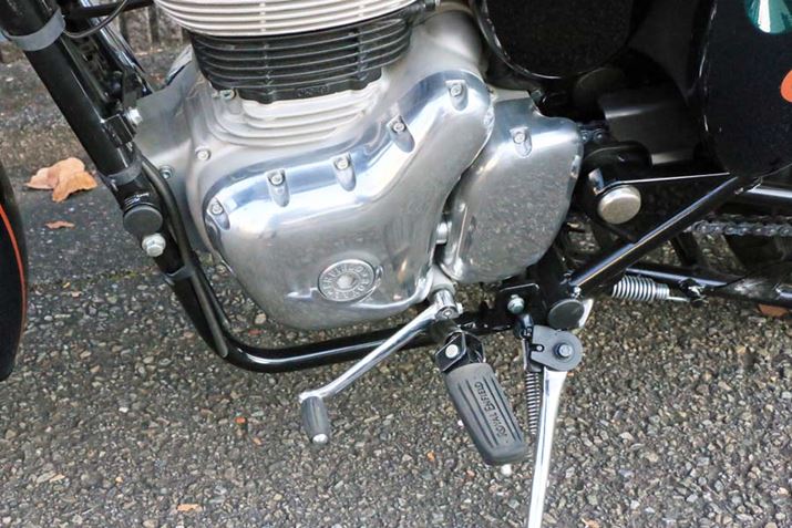 NNP[XJo[̌`NVJBXebvʒu͂ȂOŁAXebvo[ɂ܂ŃuhS܂Ă