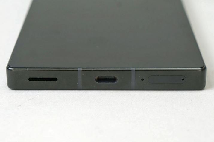 {fBʂɂUSB Type-C|[gUSB 3.2ɑΉB܂ADP ALT[h̉fo͂\