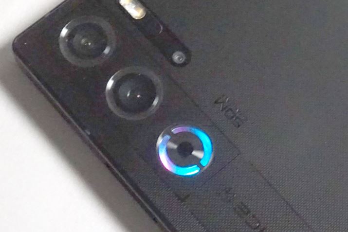 pt@ɔLED̓Q[~OPĈ悤ȔhȃC~l[V