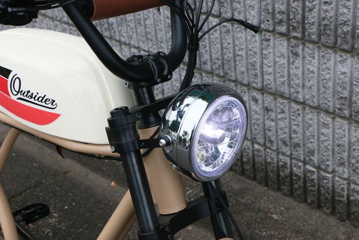 Ce^̃bLP[XNVbNoCNۂoĂ邪ALED