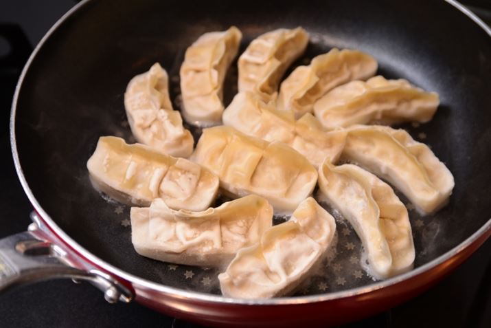 uSOLIMO PROTEIN M[Uv̌`́uM[UvƂ悭ĂāAtCpŏĂƂɉH₷̂