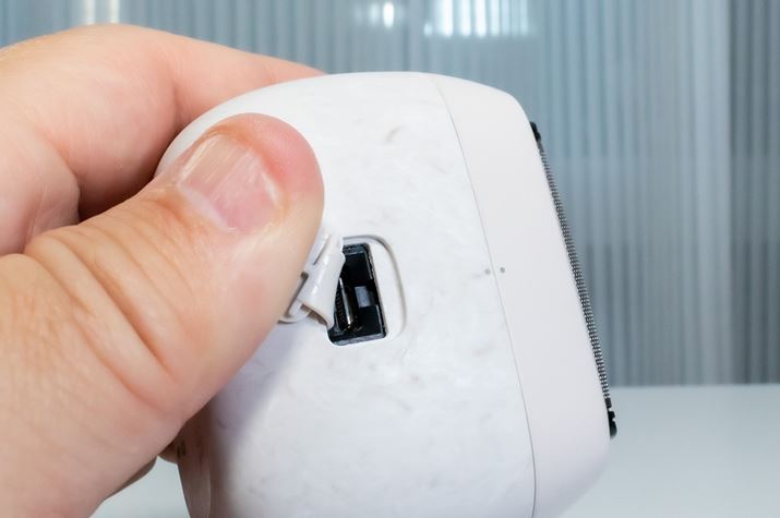 C\fȂ̂ŁA[dpUSB Type-C[q̓S̃t^ŕ