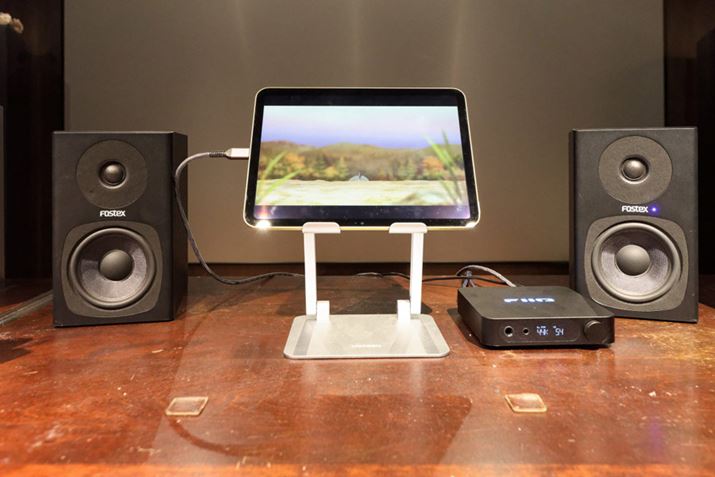 X}[gtHDAPȂꍇƓlAuiPadvUSBP[uŐڑBFOSTEX̃ANeBuXs[J[gAȉfӏ܊܂