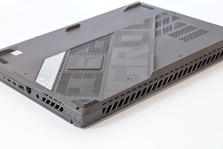 zrC݂ꂽ{fBBS傫A肵ăQ[vCł̂Ƃ