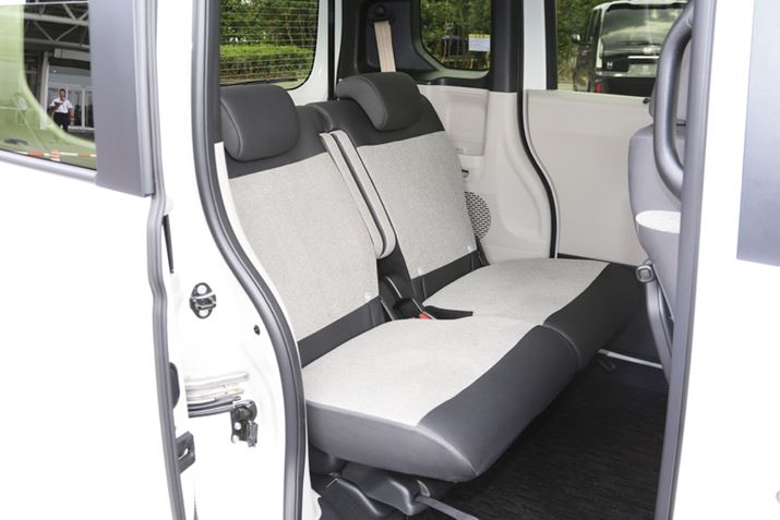 uN-BOXv̌Ȃ́ASn悭ԂL̂ł낮Ƃł