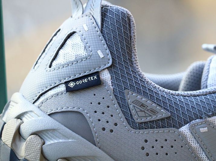 Abp[̃AEgTChɂ́AuSAebNXṽ^OBꂾŗ~ȂĂ܂܂i΁j