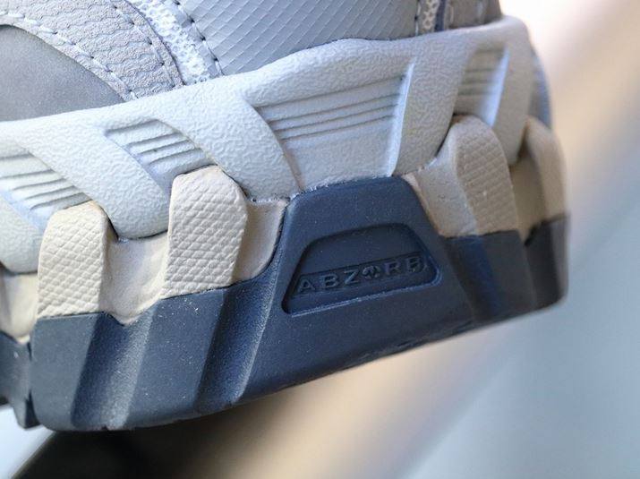 ~bh\[ɂ́AꂽNbVNbVfށuABZORBiAu][ujv𓋍ځBn̏Ռق100zA1T|[gI