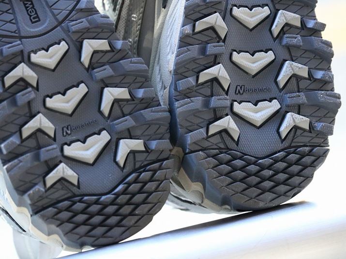 q[ɂ́AϖՐւƎ̃o[RpEhuNduranceiNfXjvgpBsnłꂽObv͂𔭊gbhp^[Ƃ̑ʂŁAHʂɂčڒn͂𔭊܂