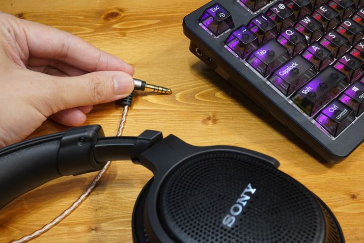 \j[uMDR-MV1v4.4mmoXɃP[uA4.4mmWbNɐڑăeXg