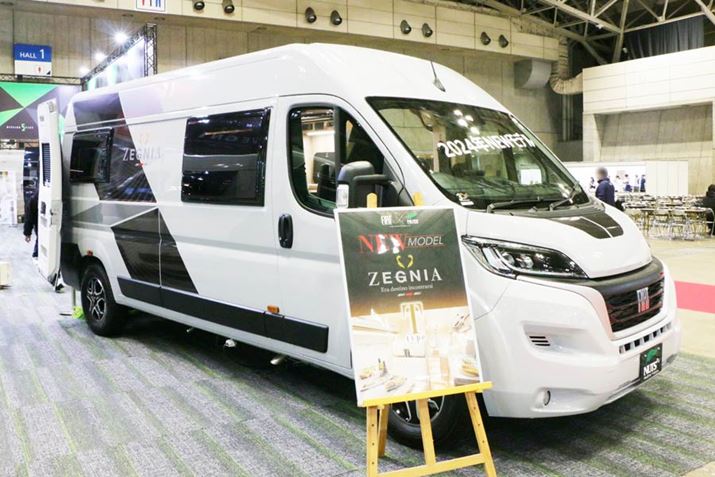 x[XԂ́ufJgṽOuL3H2vŁArOXy[X̓V䍂1,900mmBԒ4lŁAAQ2lBi͕Wf13,750,000~`ŁAO[J[A~zC[Ȃǂ̃IvV𑕔Wԗ14,358,860~