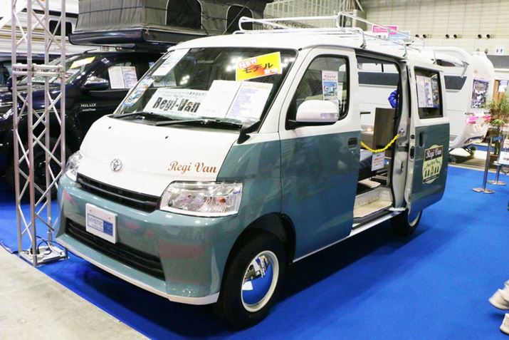 x[XԂ́u^EG[XvŁA5l܂ŏԂłBíAWf3,520,000~ŁAc[gJ[̃yCgNVJȃLAȂǃIvV𑕒Wԗ3,982,000~