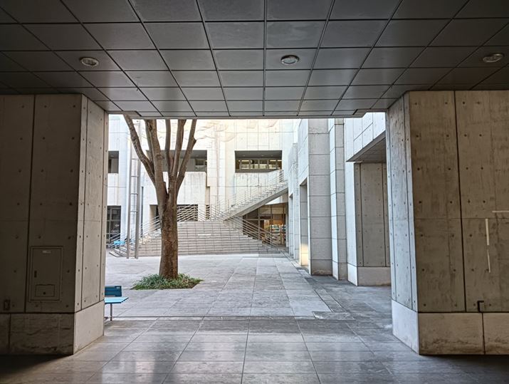 Â̍傫ȍ\}ŁAHDR̐\Bēɋ߂ۂŕsRȊ͂Ȃ<br>iBeʐ^F4080×3072A3.49MBj