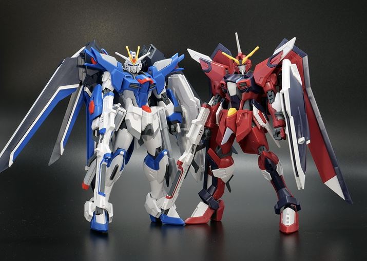 ́uHGCE 1/144 CWOt[_K_vƔrB́uC[^vƂ̓t[ƃCtʂŁAMA`Ԃւ̕ό`M~bNقړłBV[̗ʂ́uC[^v̂قȂ̂ŁAFɂẮuC[^v̏ƂƂ