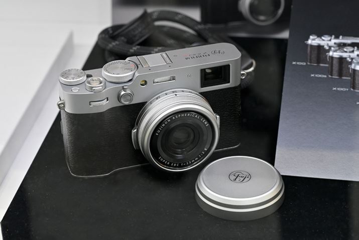 SE1934ŗpӂuX100VI Limited EditionvWĂ