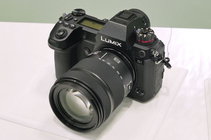 pi\jbNuLUMIX S 28-200 mm F4-7.1 MACRO O.I.S.v