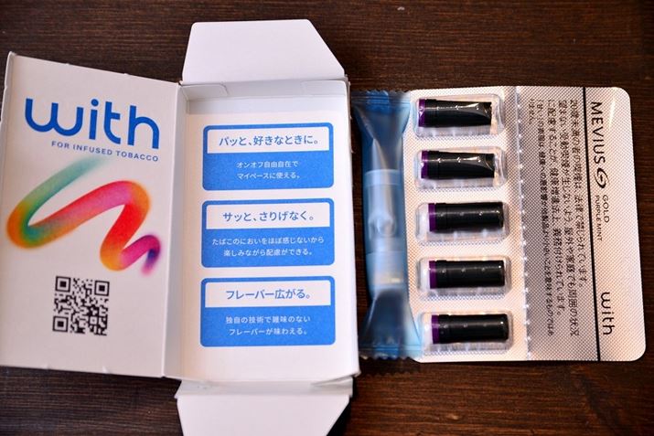 urEXES[hEp[vE~gṽpbP[WB̐܂ɓĂ̂ALbhJ[gbWB5AȂĂ̂^oRJvZł