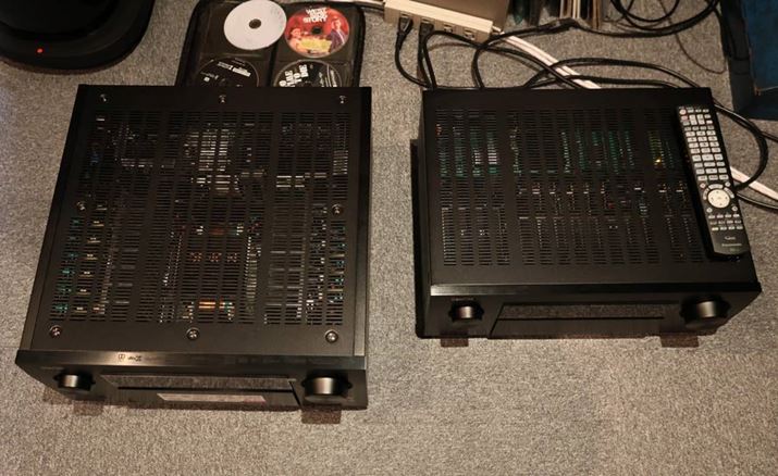 ȂAs482mḿuAVC-X8500HvijƉs389mmuAVC-X6800vrƁAꂾoBɃerbNAVAv߂ƍlĂ郆[U[ɂ͂肪dl