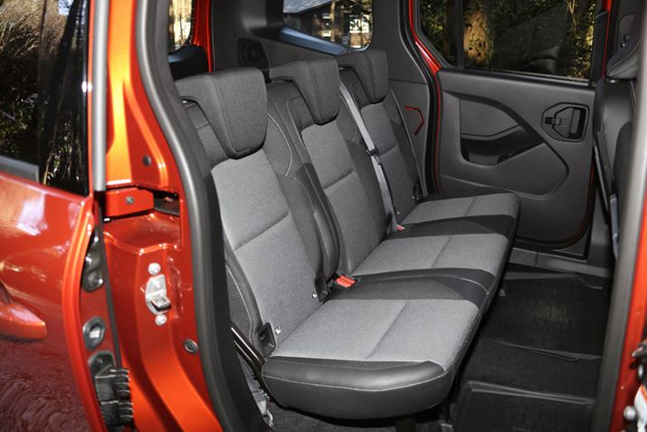 3l|̃V[gׂ͂ēƗBYԂɂ͂܂茩Ȃł