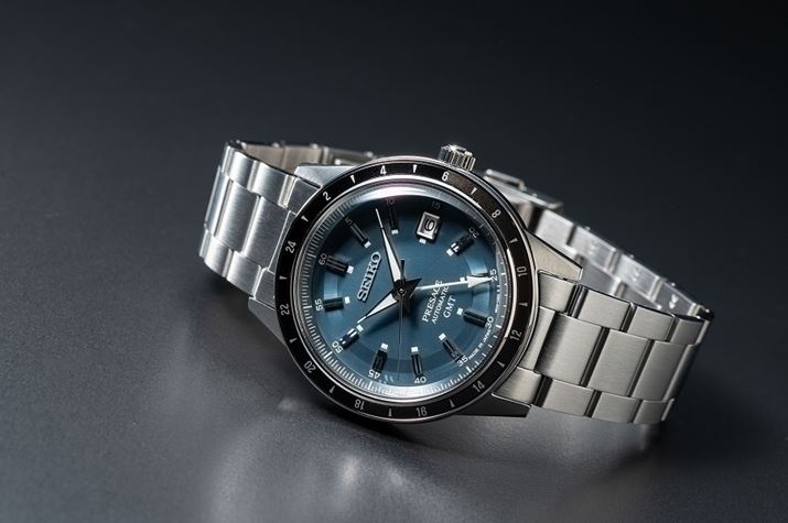 u[uXbg^Cv́uSARY229vB݂ттgF́A̕ɉfGMTj̏▭oXłBTCgi84,700~iōj