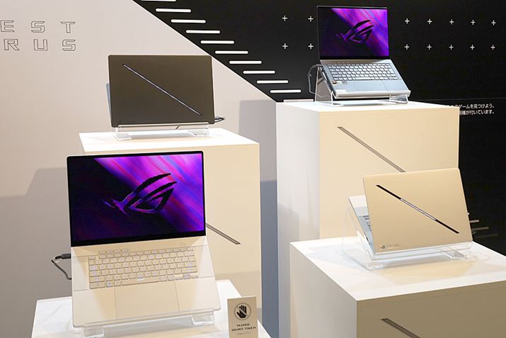 J[́uv`izCgvijƁuGNvXO[vij2FiuGNvXO[v͏ʃf݂̂őI\jBO16^́uROG Zephyrus G16v́uv`izCgvf