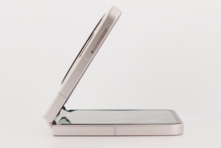 60`110x͈̔͂Ȃ疳iKŊpxێłBm[gPĈ悤ɓr܂Ő܂肽œAƂgł