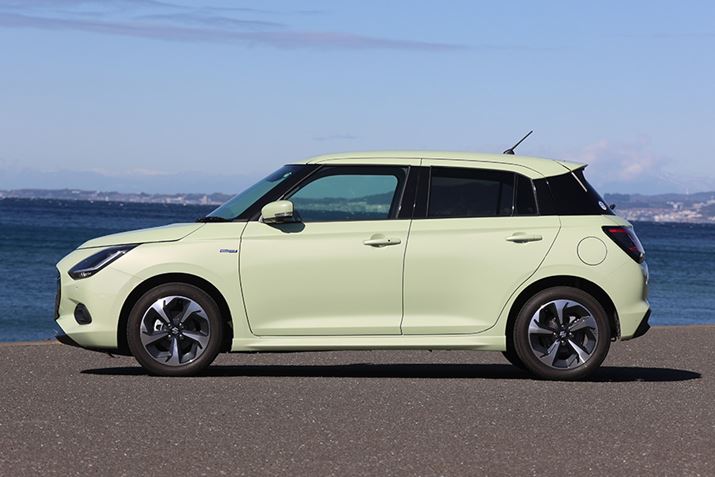 ]őS15mmLт3,860mmƂȂȊOA1,695mm̑S1,500mm̑S͕sςŁAʓIȗ̒ԏɗ]TĎ܂