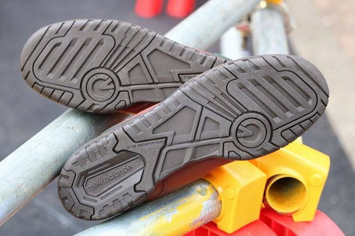 AEg\[͑ϋvɂꂽd߂̃o[gpBR[gł̃XgbvS[z肵Đ݌vꂽgbhp^[ŁAObv͂˔Ă܂