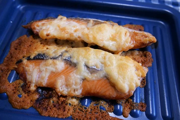 T[̐؂gɃ`[YڂďĂłAƂɁI `[YJbgƂāAT[͂ӂłƂƂĂ܂