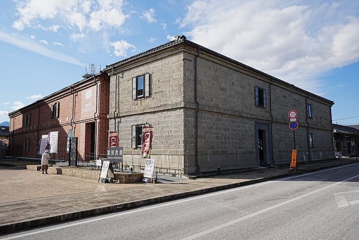 wOɂxqɁBX͖ɑꂽ̂ŁAȂǂ̕ۑÂ߂ɎgĂłB͌𗬋_Ƃăj[AAɂ̓JtF₨yYXȂǂĂ܂6700A10-18mm F2.8 DC DNA18mmi35mmZ27mmjAF5.6A1/800bAISO100A-0.3EVAzCgoXFAWBANGCeBubNFVV2