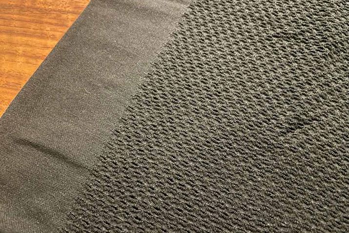 C闼TCh́Aڂ̋l܂Vfނzu