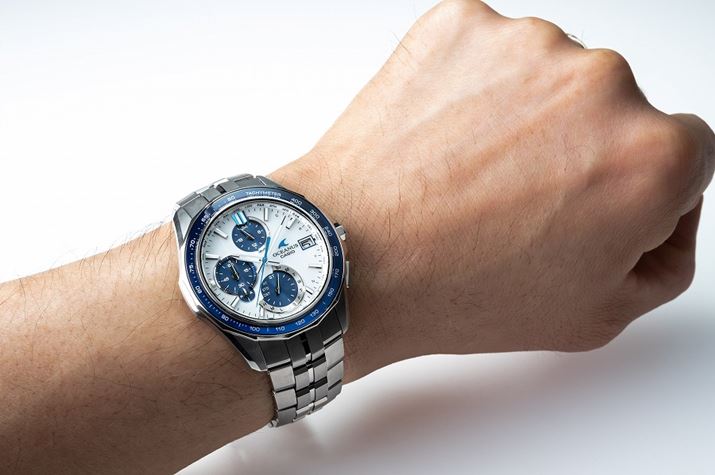 zCgƃnCRgXgȂu[Lbƕ\߂āA茳𐴗ɁAANeBuɉo܂