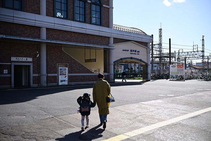 kH͍ˉwAkˉwoXŌƂł܂Z 8A35-150mm F/2-2.8 Di III VXDA35mmAF2.5A1/5000bAISO250AzCgoXFVAsN`[X^CFVIVID