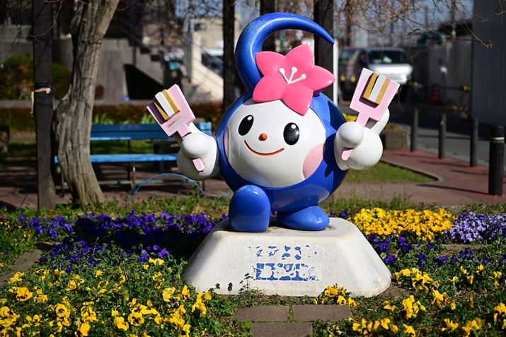 wOɂˎs̃LN^[uvBĂ܂A˂悳ĂƂ̂悤łZ 8A35-150mm F/2-2.8 Di III VXDA71mmAF2.5A1/13000bAISO250AzCgoXFVAsN`[X^CFVIVID