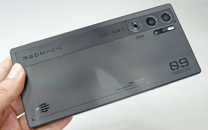 ZTẼQ[~OX}[gtHuREDMAGIC 9 ProvBjb`ȐiŐṼnCGhSoCuSnapdragon 8 Gen3veʃ[ȂA10~OƂቿiBȉ\͂߂č