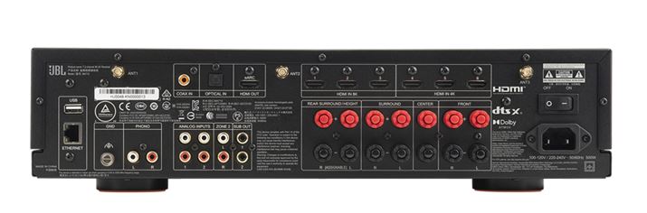 AiO͂2nAvAEg̓TuE[n[p2n݂̂ƒ[q͍̑iĂ܂