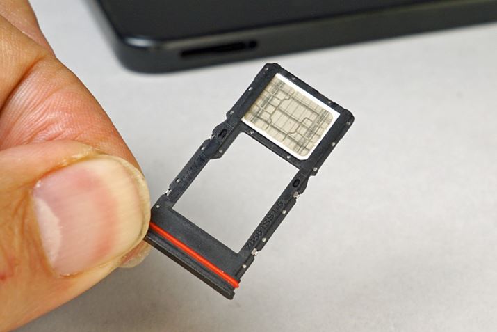 SIMJ[hXbgɂmicroSD[J[hł