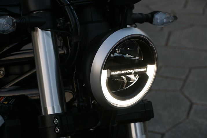 tgCg̒ɂ̓uhSoB~̃fC^CCgI