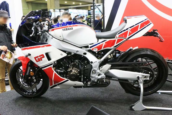 uFZ400RvC[WJ[ÓuXSR900GPvBV[gJÉAm[}̃V[gɃJo[Ԃ\̗pĂ