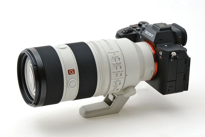 \j[uFE 70-200mm F2.8 GM OSS IIvƁu7R Vv̑gݍ킹B^EyʂȔYł