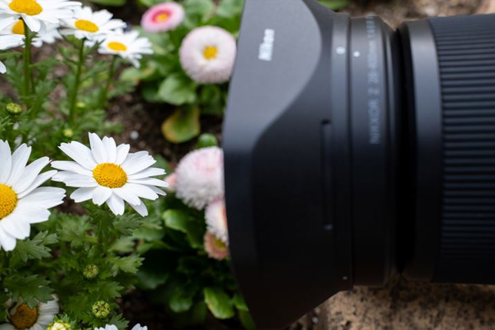 BeĂƂ̗lqłBȉԂɃMM܂ŋ߂ÂĂ邱Ƃ킩Ǝv܂BY̑S141.5mmă[LOfBX^XrIZ߁AYt[htꍇ̓t[hʑ̂ƐڐGȂ悤ɒӂ܂傤