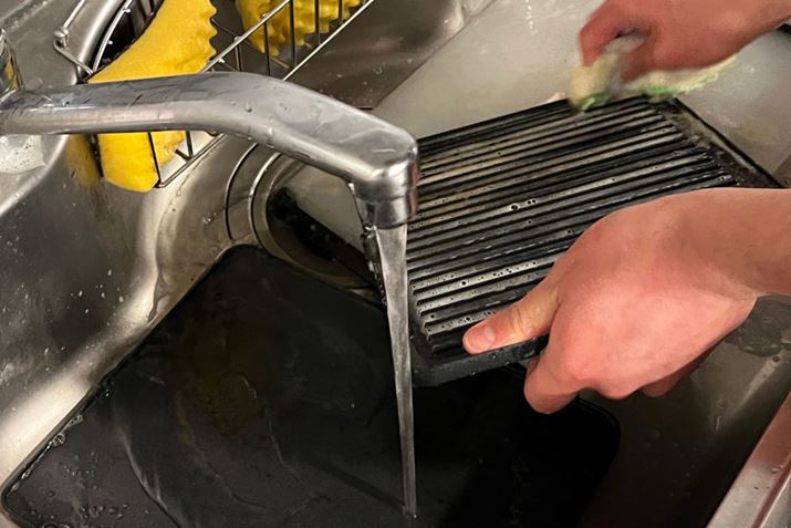 ʂGȂ悤ɋCt銴Ȃ\ʂ򂵂Ă̂ŁAقǐ_oɂȂȂĂv