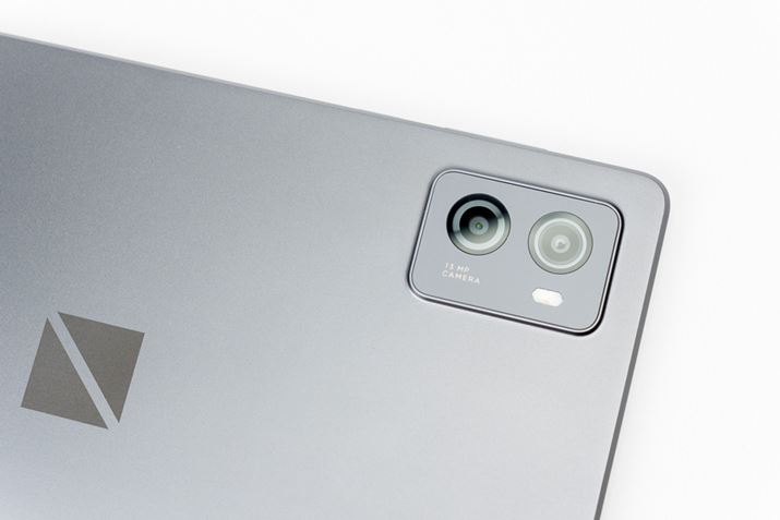 J͗Lf200f̃}N@\ڃJƗLf1300f̃CJBʑ̂ɋ߂ÂăAƂprɂgBAC[WZT[̐\قȂ̂ŃnCGhX}ẑ悤ȉ掿͖]߂ȂB