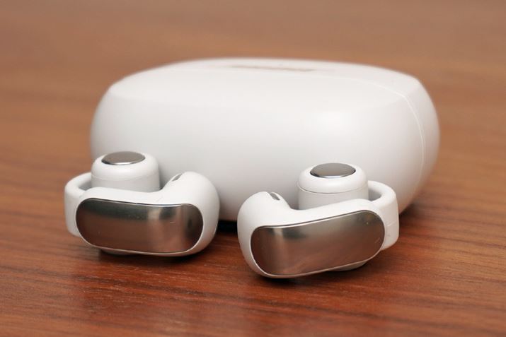 ӂȂSI[vX^C̃{[YuUltra Open Earbudsv