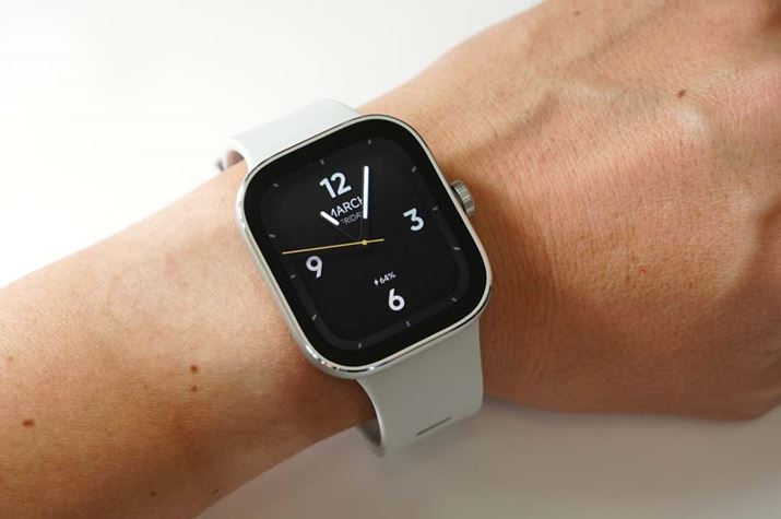 1~̃X}[gEHb`ɂ͌Ȃ́uRedmi Watch 4v