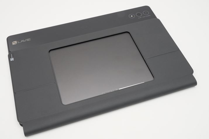 uL[{[hLbNX^hv̔wʂɂ͑傫󂢂Ă܂B̃L[{[hJo[̏dʂ͎628gBłyʉ邽߂ɂ̂悤ȃfUCɂȂĂ̂Ǝv܂