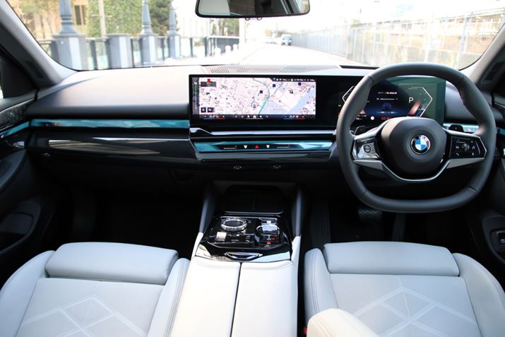 u523iv́A^]Ȏ̃XCb`ނ킩₷ꏊ֔zuĂ̂ŁAIɑ삵₷