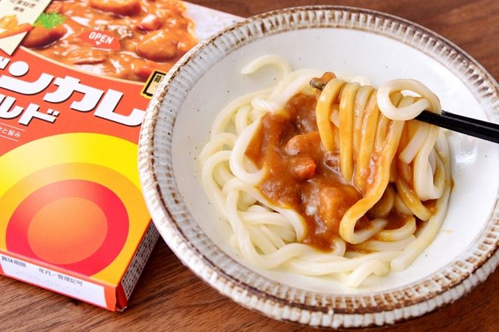 ͂ŃAI YԂ̖ԁuXJCCṽe[vv킹AgF̊ۂCXgG^jeB[I