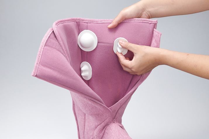 t̎wp[c͎R݂Ɏt\B̔Ăꏊɏd_Iɔzuł܂